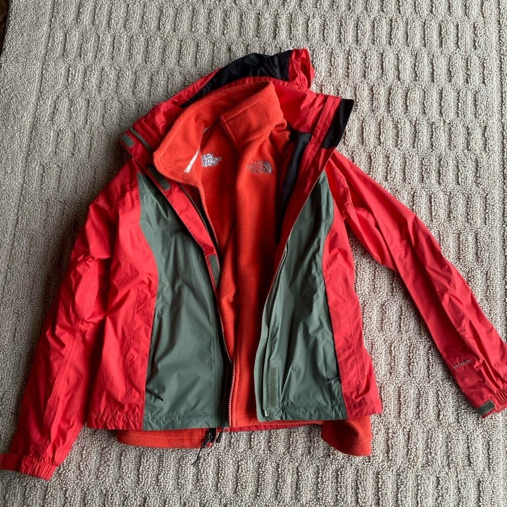 Womens the North face jacket